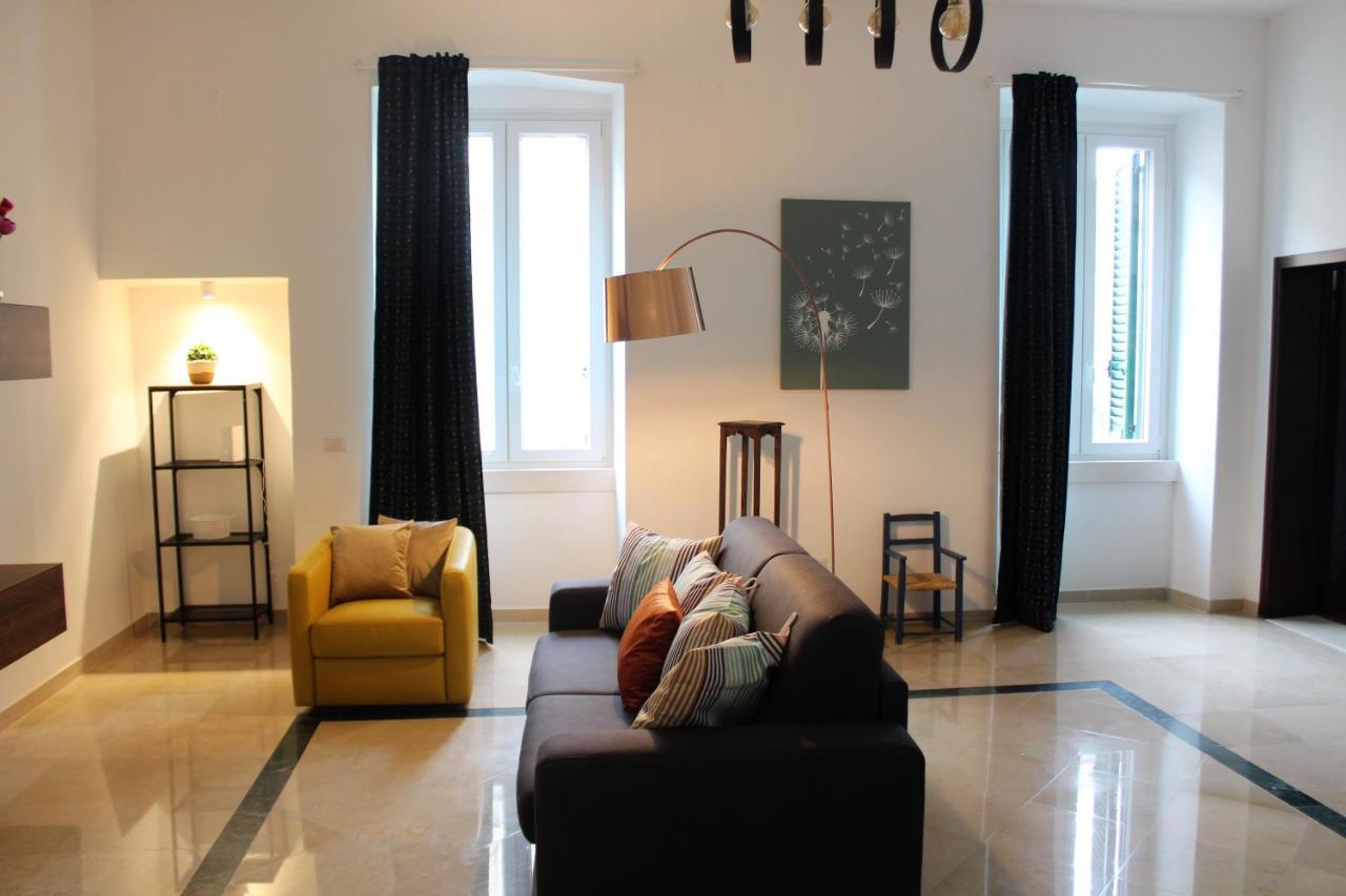Albadamar Terrace Apartment Trani Exterior photo