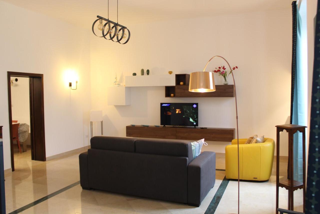 Albadamar Terrace Apartment Trani Exterior photo